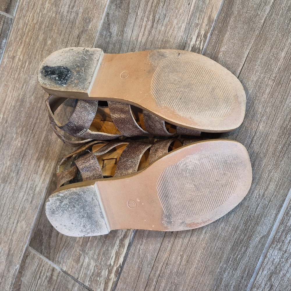 7/7.5 Diba True Genuine Leather Gladiator Sandals, Double Buckle Closure - Picture 9 of 13